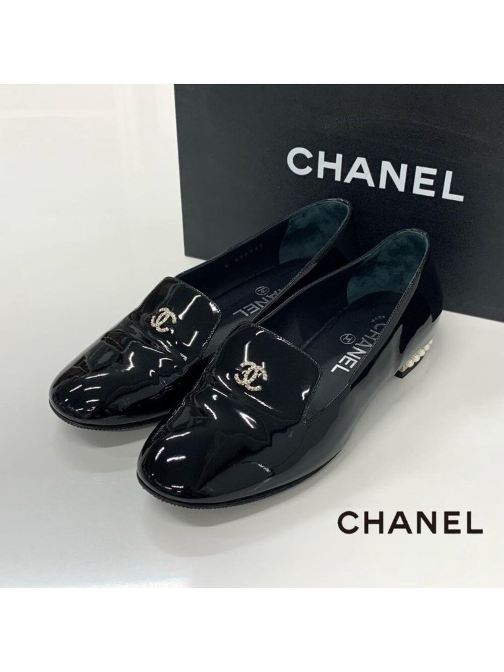Chanel CC Logo Patent Pearl Opera Shoes Loafers Black